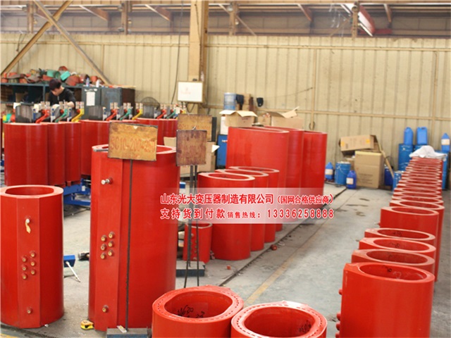 1000KVA西工西工西工干式变压器 1000KVA西工西工西工干式变压器